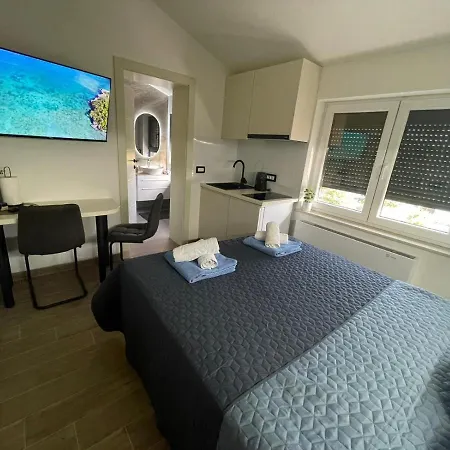 Mirabilis Apartment
