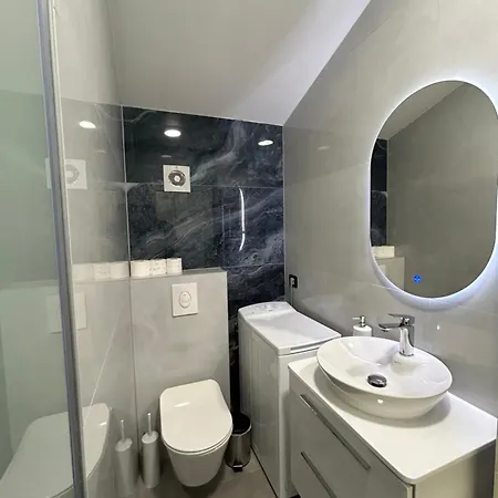 Apartment Mirabilis