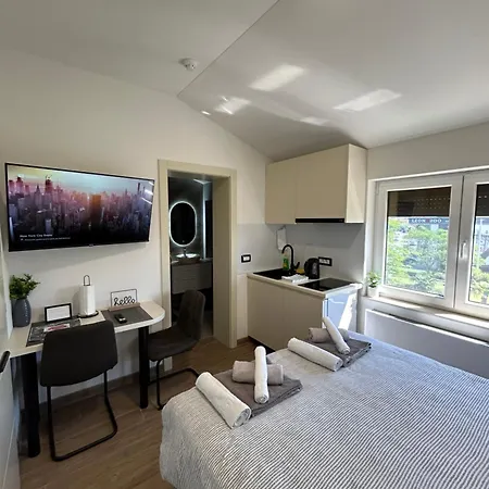 Mirabilis Apartment